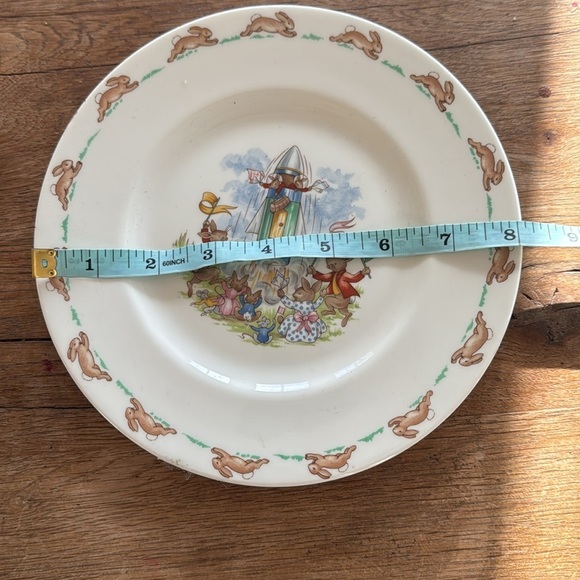 Royal Doulton Bone China Bunnykins "Rocket Launch Baby Plate - Picture 4 of 4